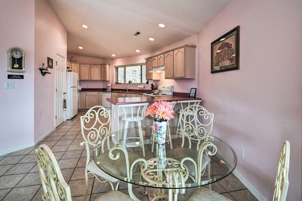 Charming Burnsville Apt With Mountain Views And Deck! Luaran gambar