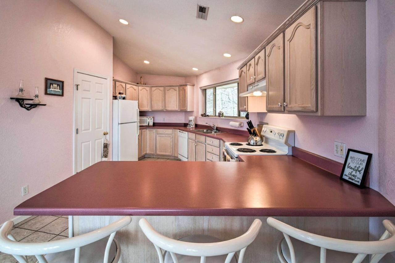 Charming Burnsville Apt With Mountain Views And Deck! Luaran gambar