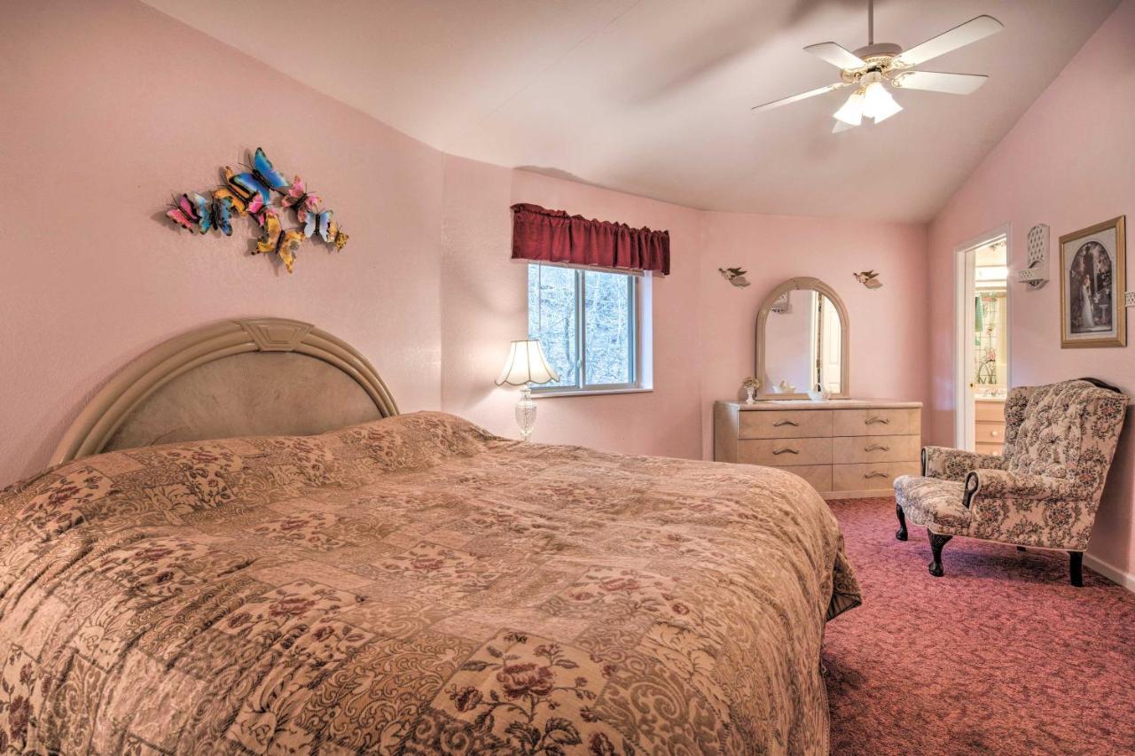 Charming Burnsville Apt With Mountain Views And Deck! Luaran gambar
