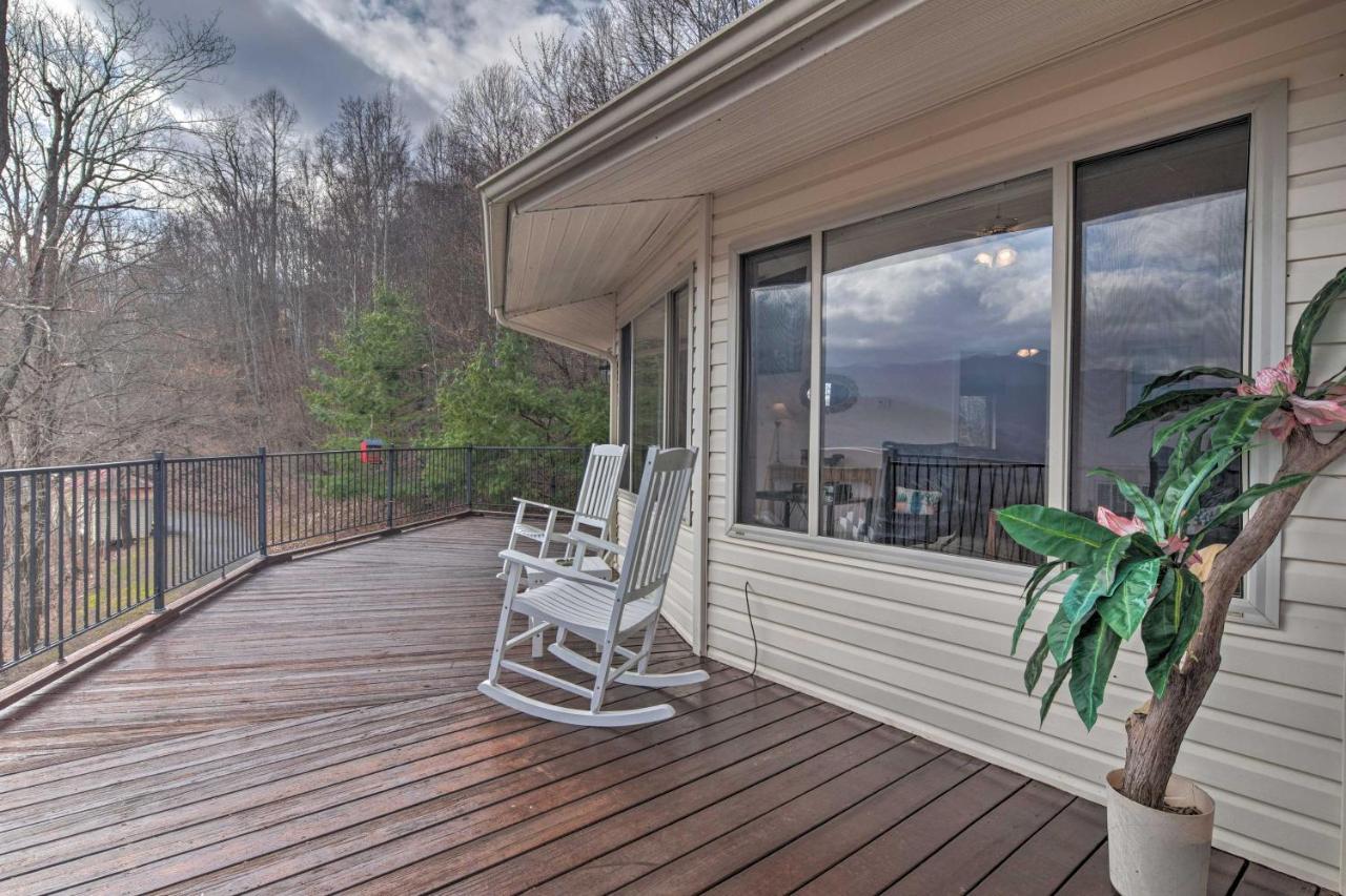Charming Burnsville Apt With Mountain Views And Deck! Luaran gambar