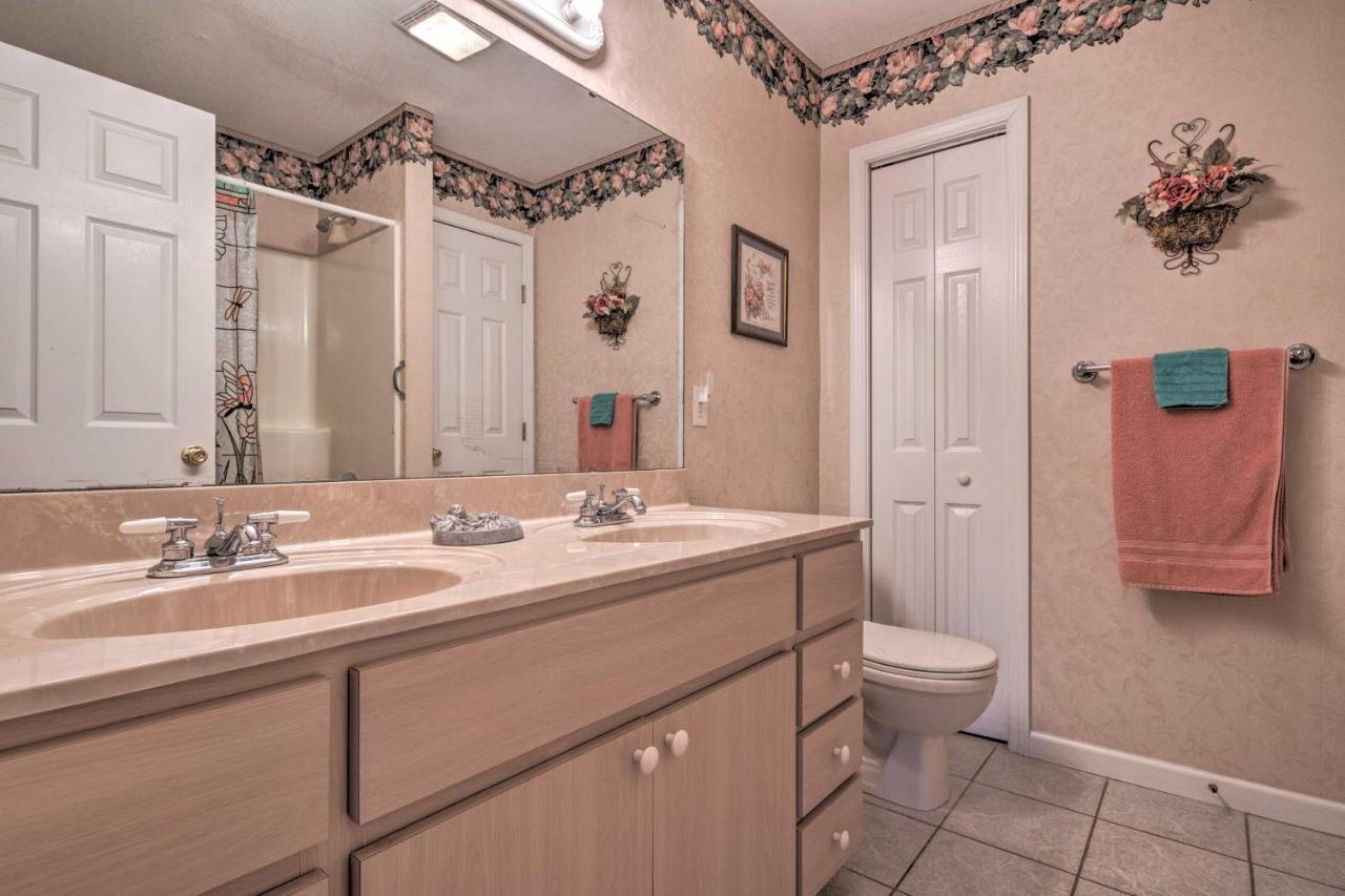 Charming Burnsville Apt With Mountain Views And Deck! Luaran gambar