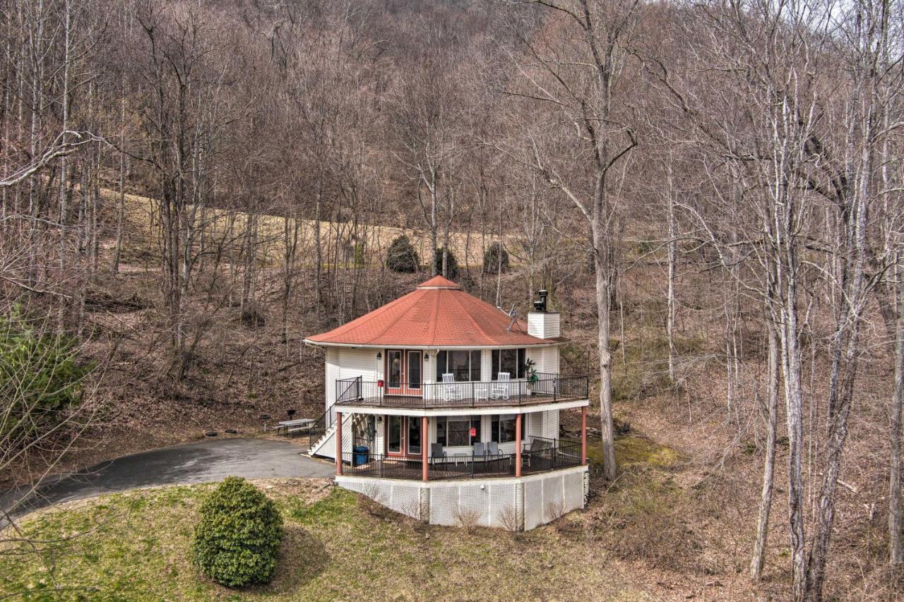 Charming Burnsville Apt With Mountain Views And Deck! Luaran gambar
